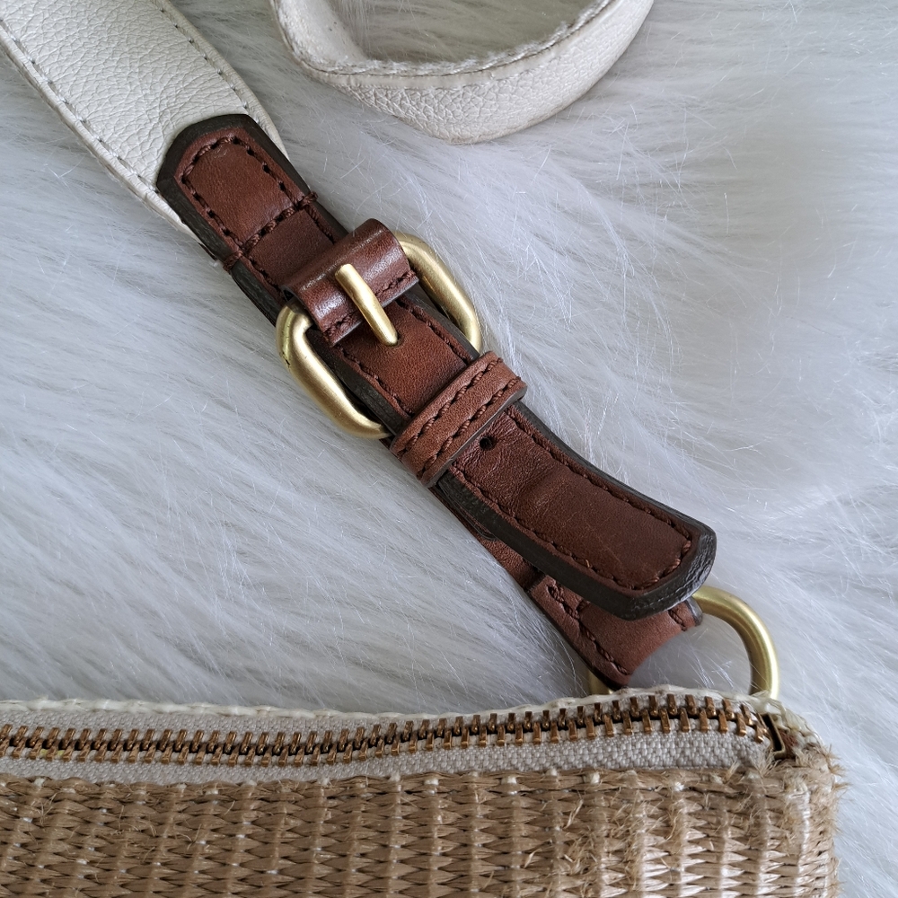 Fossil midsz leather shoulder or crossbody bag - Picture 5 of 16